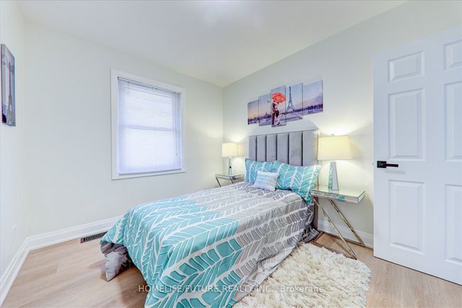 702 Emerson Ave, House other with 5 bedrooms, 2 bathrooms and 2 parking in Oshawa ON | Image 16