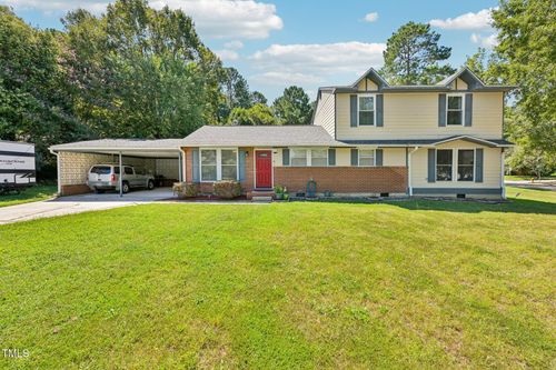 900 Newcombe Rd, Raleigh, NC, 27610-4835 | Card Image