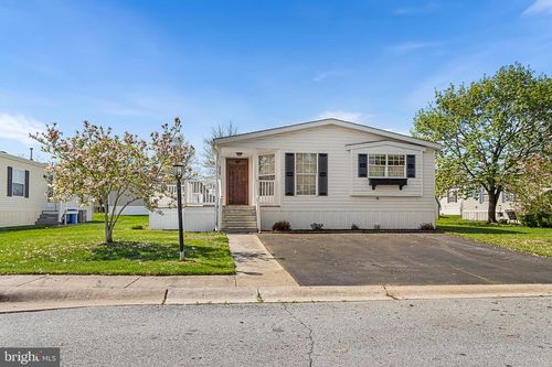 229 Horseshoe Dr, GARNET VALLEY, PA, 19060-1016 | Card Image