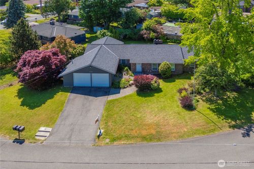 10444 16th Ave S, Seattle, WA, 98168-1636 | Card Image
