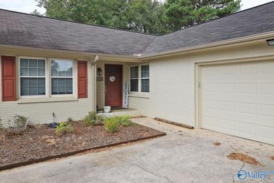 1919 Manchester Avenue Sw, House other with 4 bedrooms, 2 bathrooms and null parking in Decatur AL | Image 3