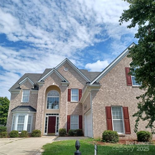 11312 Huntington Meadow Ln, Charlotte, NC, 28273-3599 | Card Image