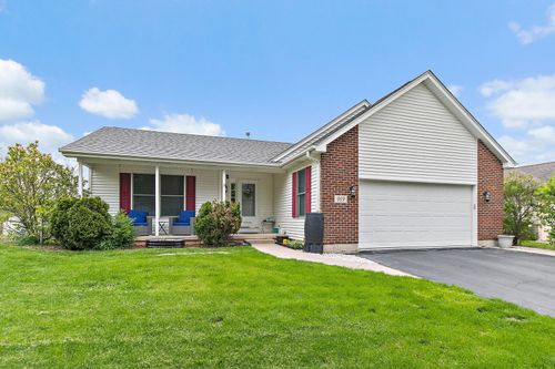 919 Spring Dr, Marengo, IL, 60152-3374 | Card Image