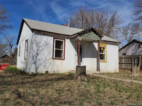 102 S 12th St, Lamar, CO, 81052-2633 | Card Image