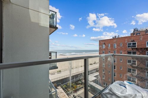 6d-118-20 Ocean Prom, Rockaway Park, NY, 11694 | Card Image