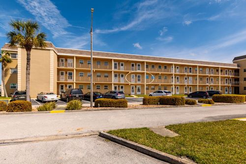 204-1 Boca Ciega Point Blvd, ST PETERSBURG, FL, 33708-2743 | Card Image