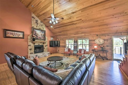 140 Dolly Dr, Mabank, TX, 75156-8407 | Card Image