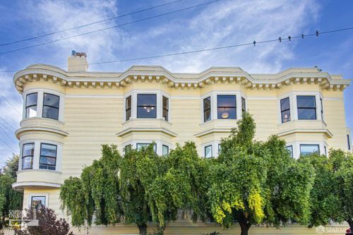 1952 15th St, San Francisco, CA, 94114-1728 | Card Image