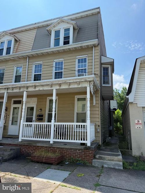 1535 Hunter St, HARRISBURG, PA, 17104-1882 | Card Image