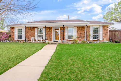 1813 Dodge Trail, Grand Prairie, TX, 75052 | Card Image