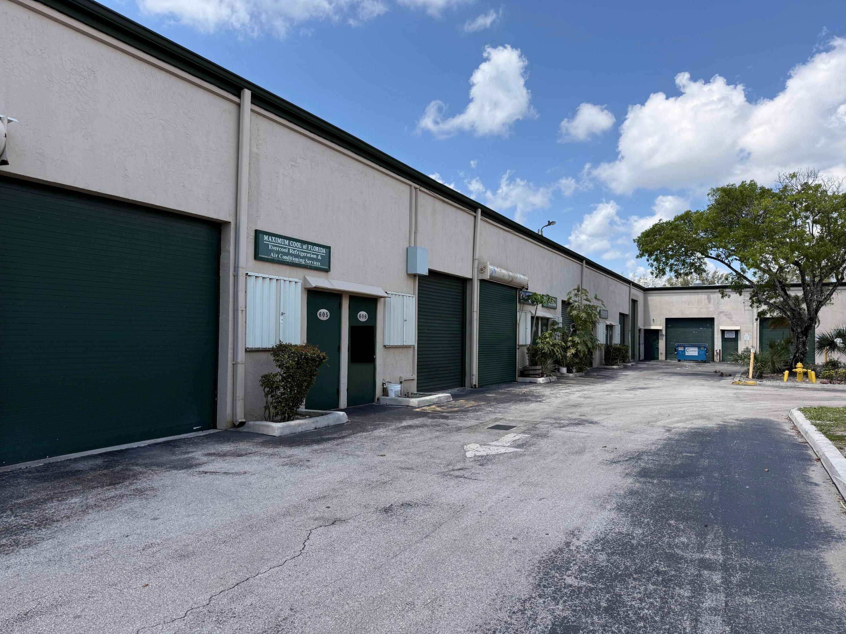Commercial Sale in Pompano Beach 4