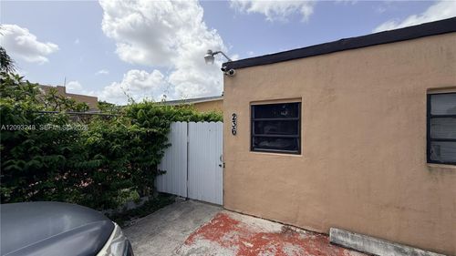 236 E 14th St, Hialeah, FL, 33010 | Card Image