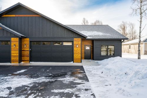 1566 Carlton Ave W, Cloquet, MN, 55720-1316 | Card Image