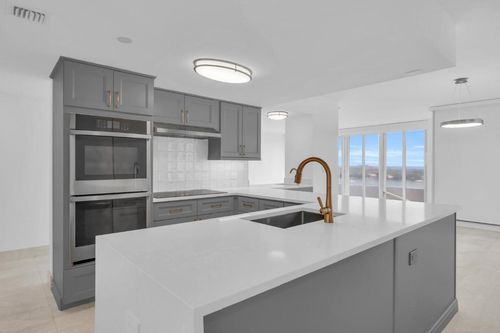 apt-14h-529 S Flagler Dr, West Palm Beach, FL, 33401-5928 | Card Image