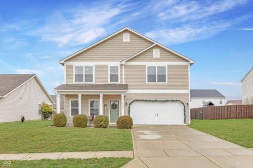 6432 Green Grass Ln, Whitestown, IN, 46075-9734 | Card Image