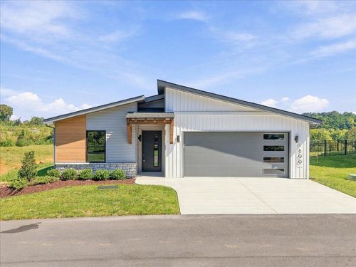 500 Noes Chapel Rd, Morristown, TN, 37814-2141 | Card Image
