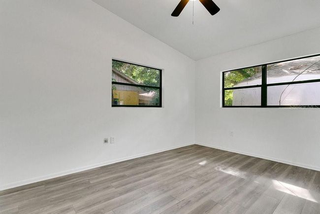 Primary Bedroom | Image 16