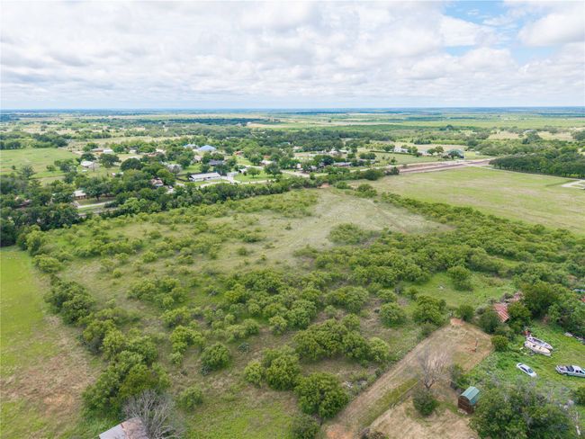 1101 W Hall St, House other with 3 bedrooms, 2 bathrooms and null parking in Bangs TX | Image 33