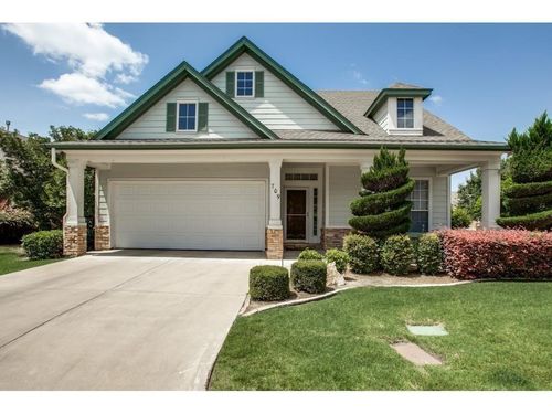 709 Creek Walk Pl, Arlington, TX, 76015-3682 | Card Image