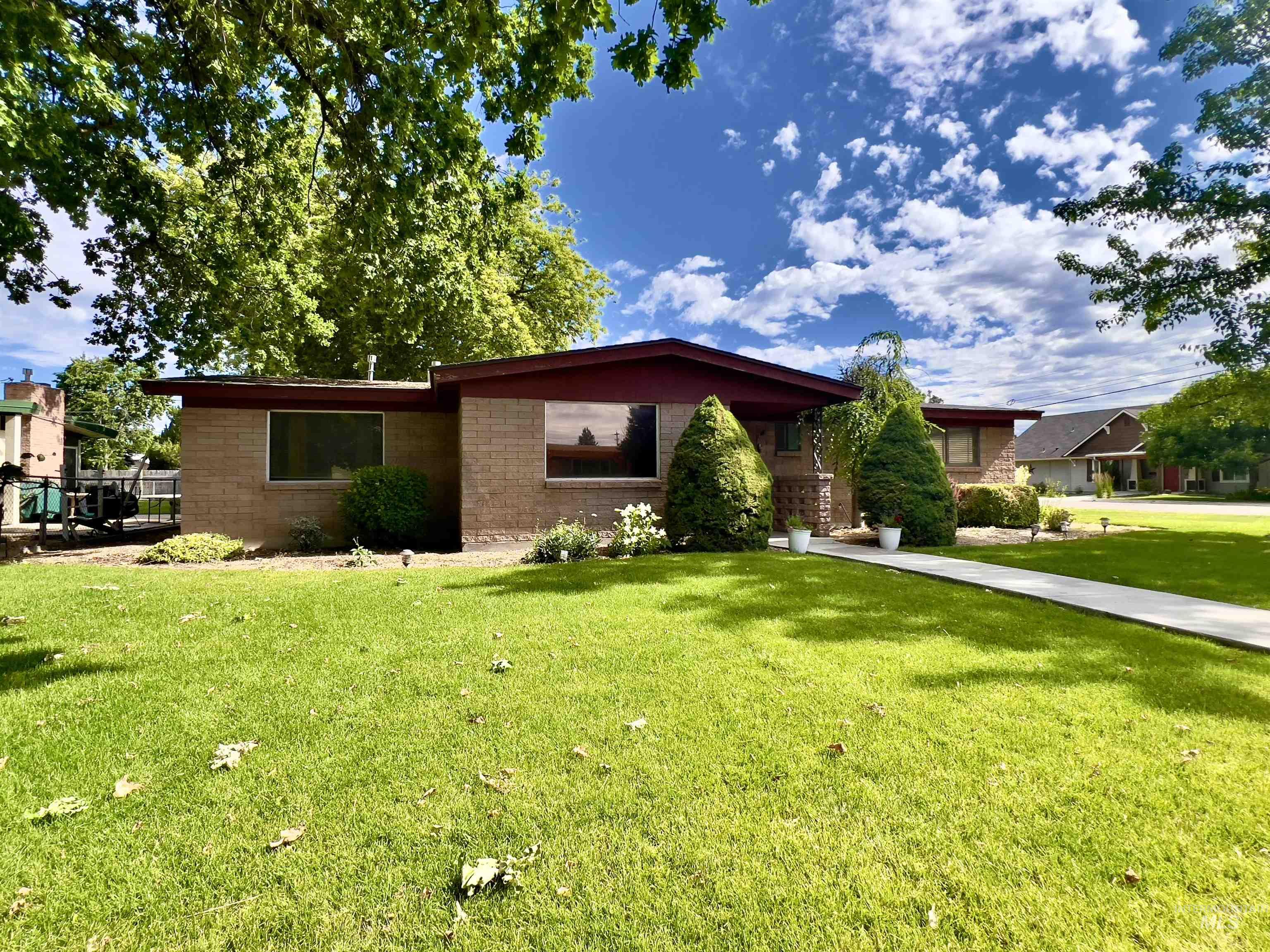 Lincoln Ave, Nampa, ID 83686