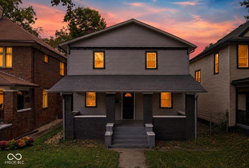 2911 Delaware St, Indianapolis, IN, 46205-4119 | Card Image