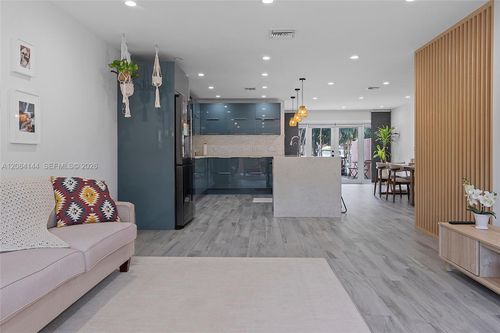 5-4868 Sheridan St, Hollywood, FL, 33021-3421 | Card Image