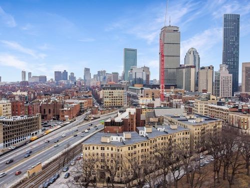 146-56 Charlesgate E, Boston, MA, 02215-3629 | Card Image