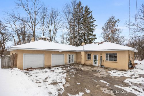 14733 16th Ave, Marne, MI, 49435-8609 | Card Image