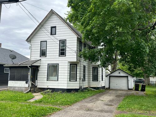 107 W South St, Morrison, IL, 61270-2542 | Card Image