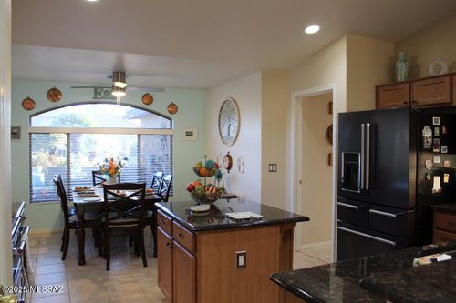 2427 E Bonita Canyon Drive, Green Valley, AZ, 85614 | Card Image