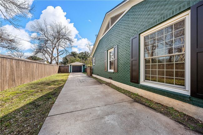3306 Cumberland Ave, House other with 2 bedrooms, 2 bathrooms and 4 parking in Waco TX | Image 83