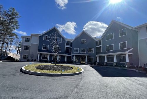 108-16 Stearns Rd, Wellesley, MA, 02482-4741 | Card Image