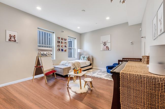 UNIT-311 - 170 W Broadway, Condo with 2 bedrooms, 2 bathrooms and null parking in Boston MA | Image 20