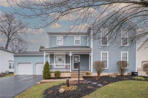 8010 Amberly Cir Nw, North Canton, OH, 44720-5680 | Card Image