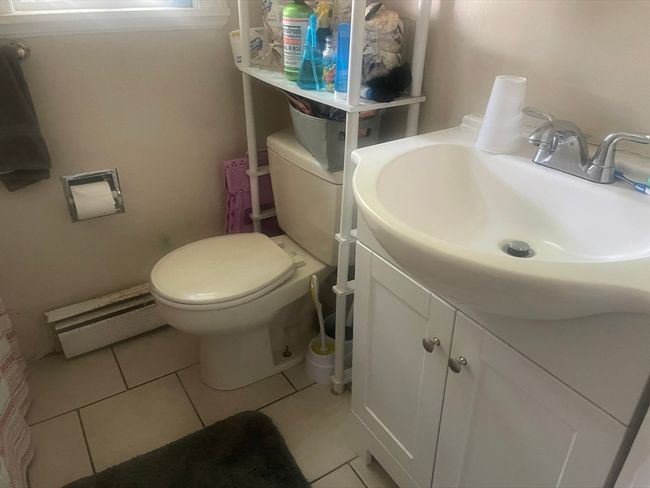 171 Chatham St, Home with 6 bedrooms, 2 bathrooms and 2 parking in Lynn MA | Image 24