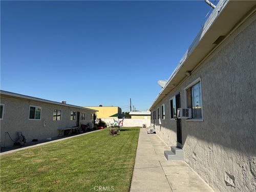 9411 1/2 Rose St, Bellflower, CA, 90706-6528 | Card Image