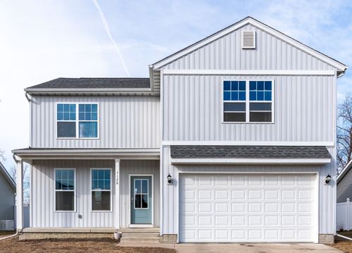 1120 Eagles Crest Dr, Davenport, IA, 52804 | Card Image