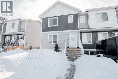 9511 112 Ave, Grande Prairie, AB, T8X5C8 | Card Image