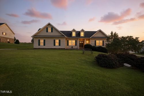 19029 Musick Dr, Bristol, VA, 24202-3163 | Card Image
