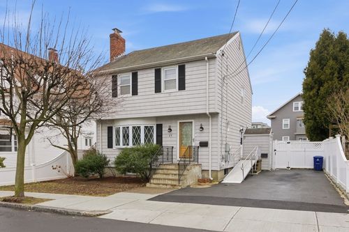 25 Webster St, Quincy, MA, 02171-2001 | Card Image