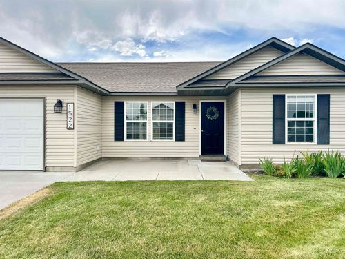 1522 Dana St, Twin Falls, ID, 83301-5661 | Card Image