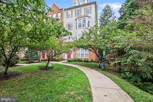 5625 Harrington Falls Ln, Alexandria, VA, 22312-4020 | Card Image