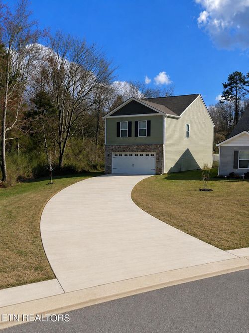 103 Belle Way, Athens, TN, 37303-2009 | Card Image