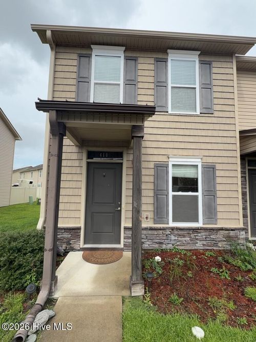 410 Sullivan Loop Rd, Midway Park, NC, 28544-0005 | Card Image