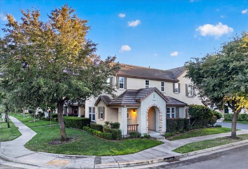 4979 Kokomo Dr, Sacramento, CA, 95835-1852 | Card Image