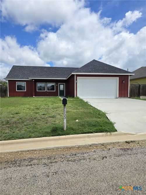 133 E Mc Anelly Ln, Lometa, TX, 76853-2173 | Card Image