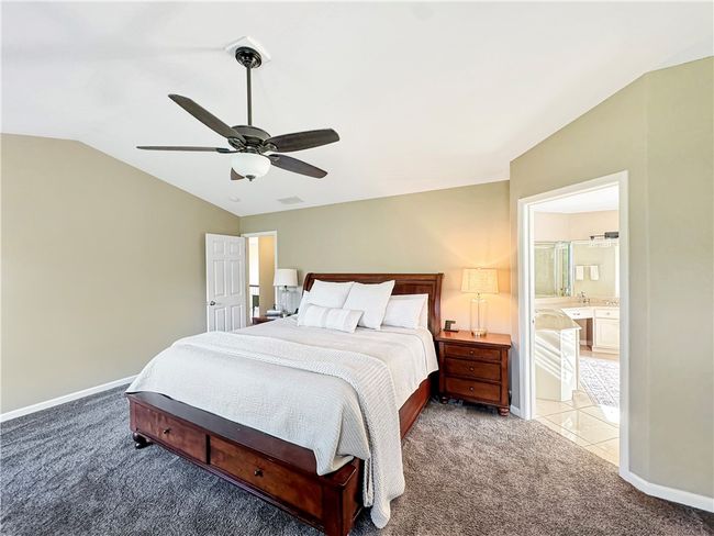23 Stonegate Dr, House other with 5 bedrooms, 3 bathrooms and null parking in Charleston IL | Image 19
