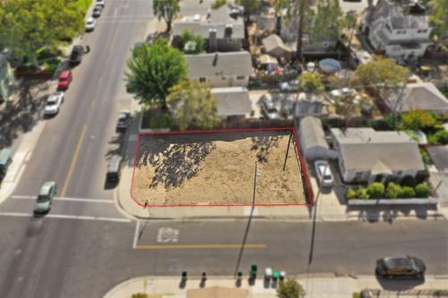 433 N Church Street, Lodi, CA, 95240 | Card Image