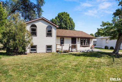 4911 E Richland Avenue, House other with 3 bedrooms, 2 bathrooms and null parking in Chillicothe IL | Image 3