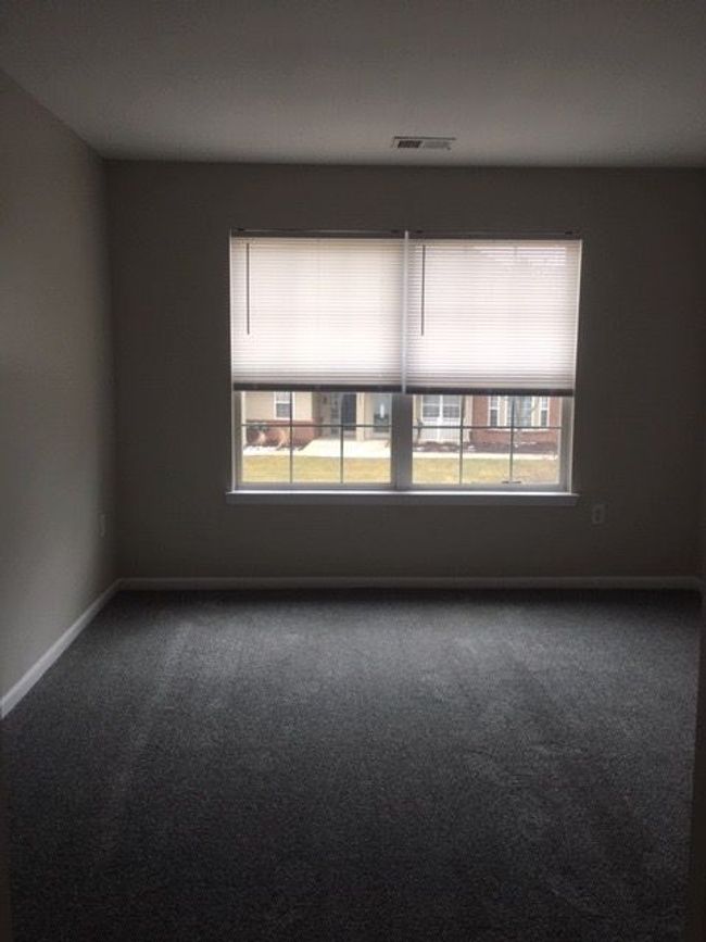 4094 Hampton Ridge Blvd, Condo with 2 bedrooms, 2 bathrooms and null parking in Howell MI | Image 14